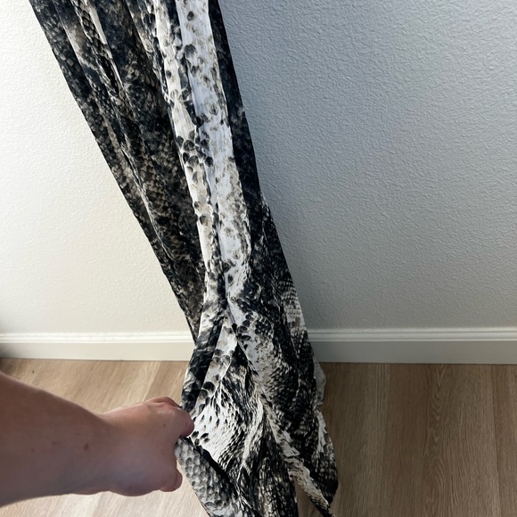 America & Beyond Snakeskin Beach Sheer Coverup Maxi Dress size small - Picture 7 of 10